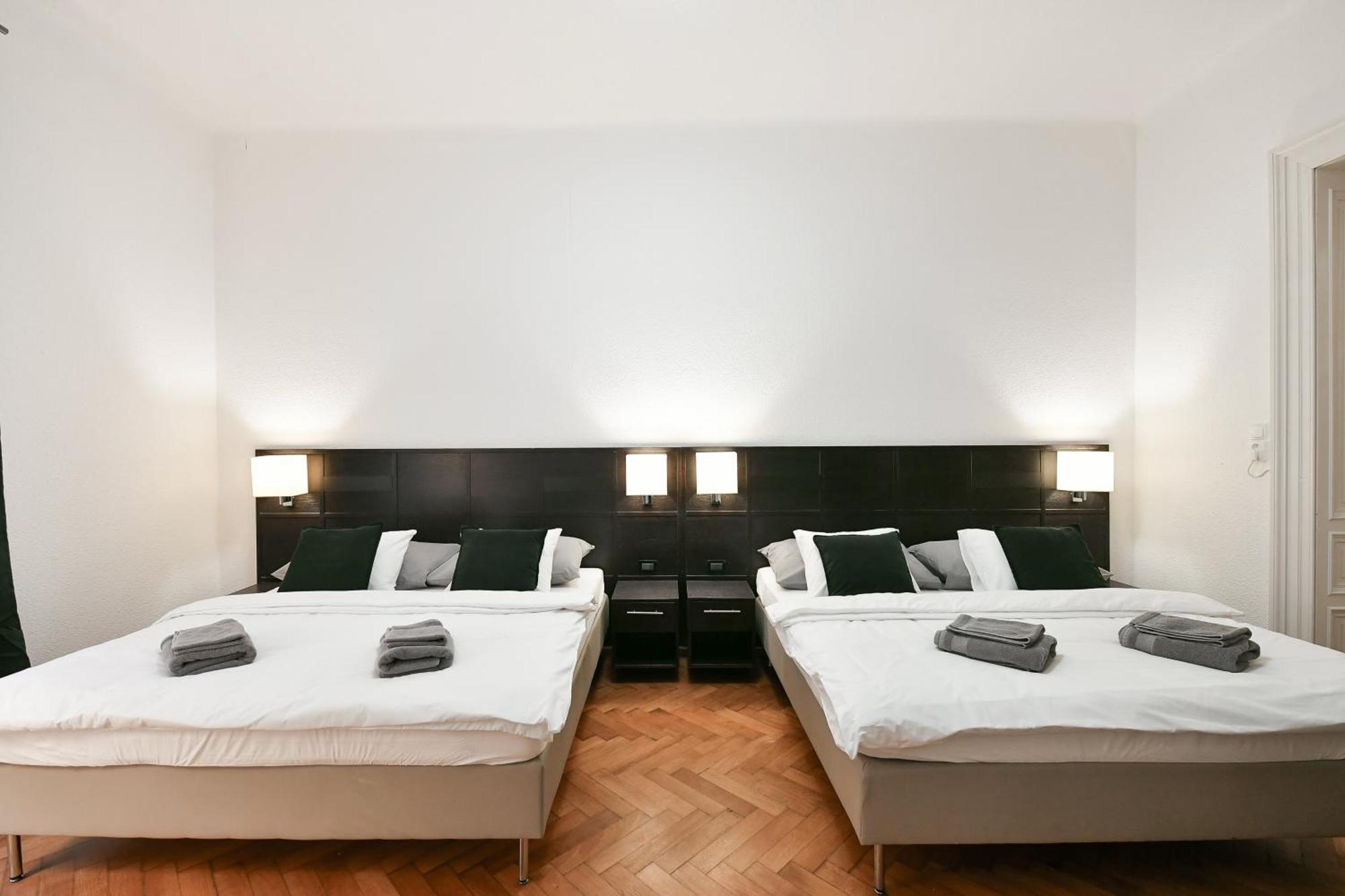 Wsp Petrin Garden Apartments Prague Exterior photo