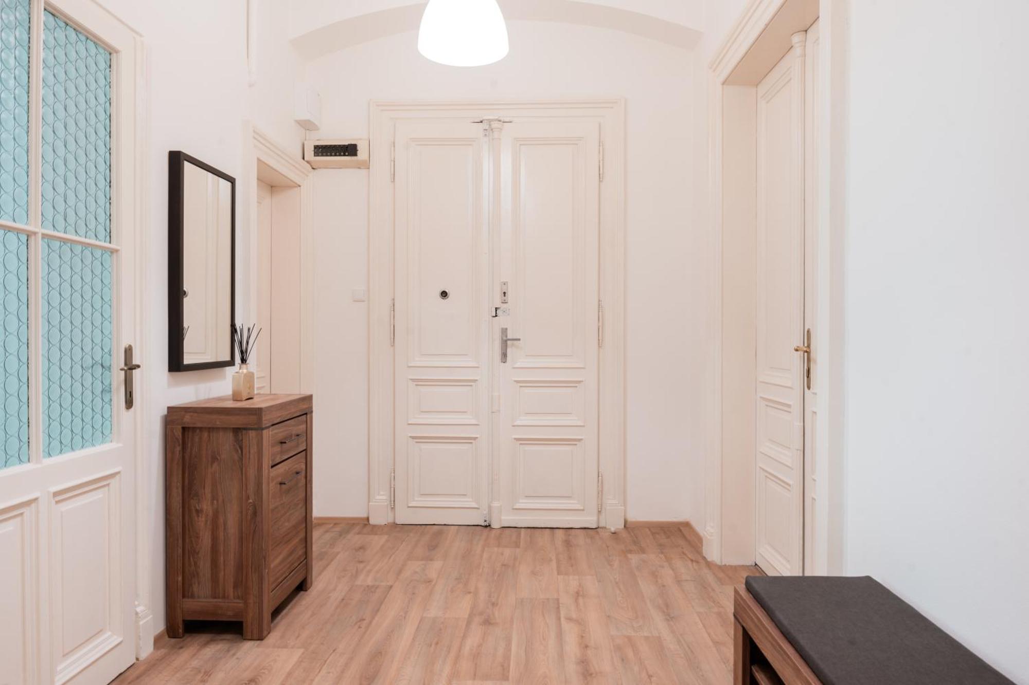 Wsp Petrin Garden Apartments Prague Exterior photo