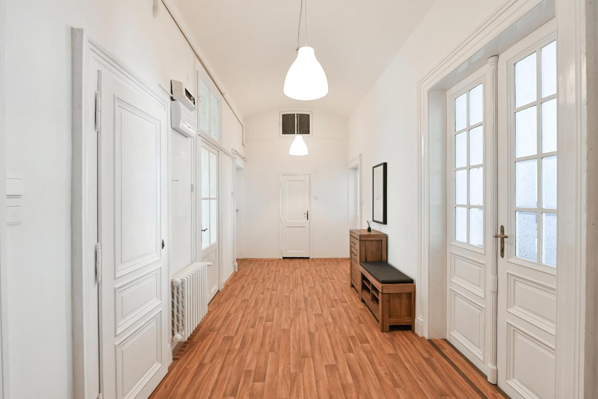 Wsp Petrin Garden Apartments Prague Exterior photo