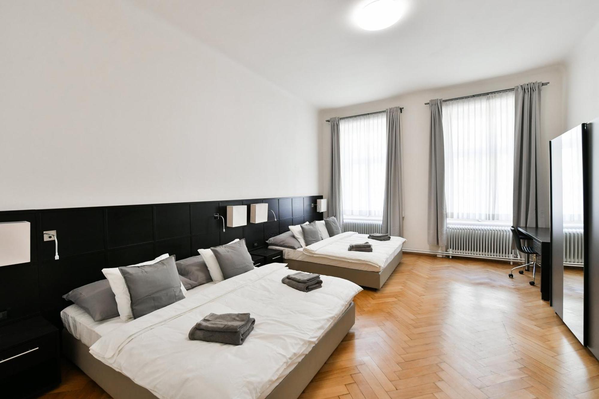 Wsp Petrin Garden Apartments Prague Exterior photo