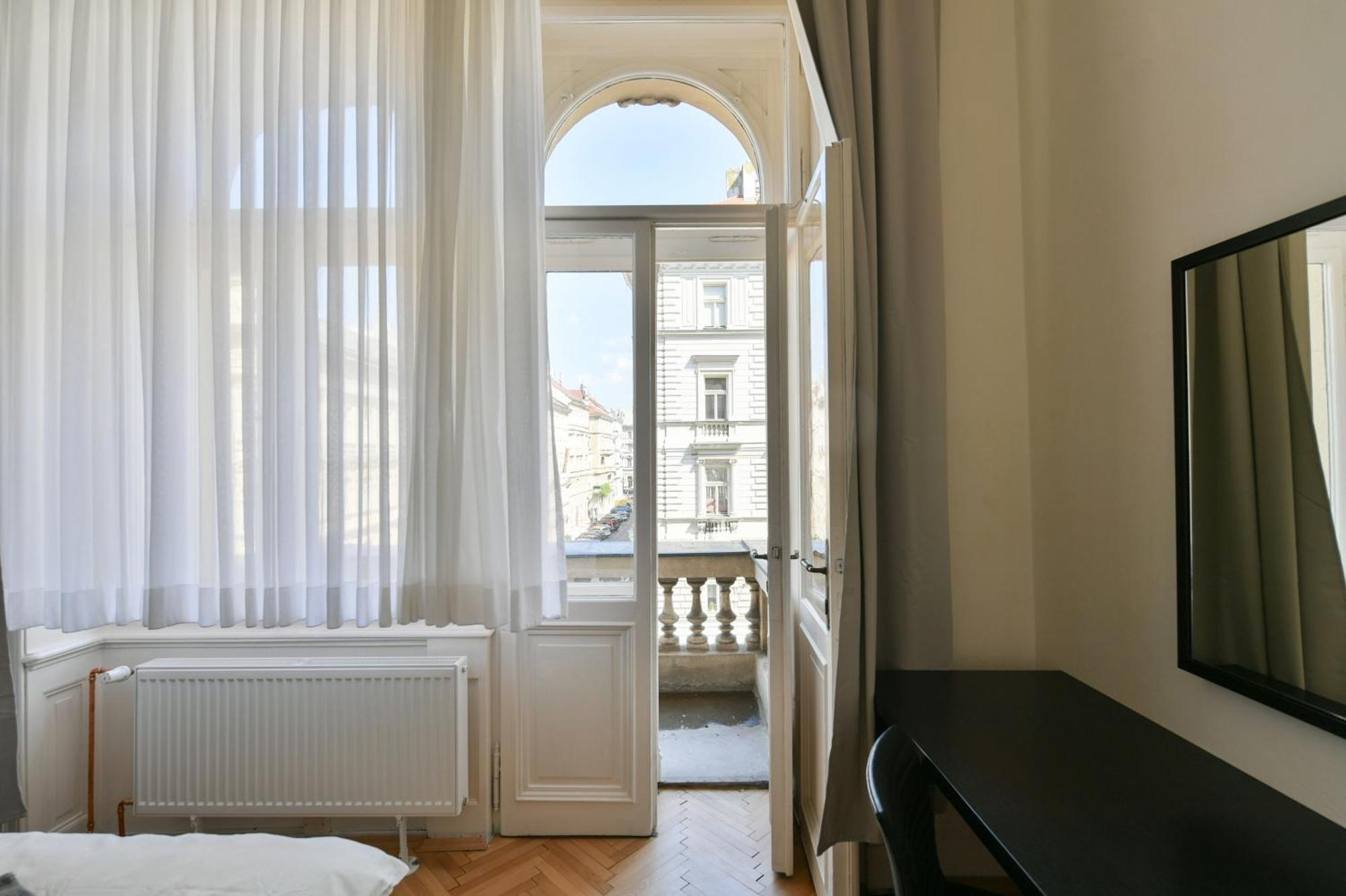 Wsp Petrin Garden Apartments Prague Exterior photo