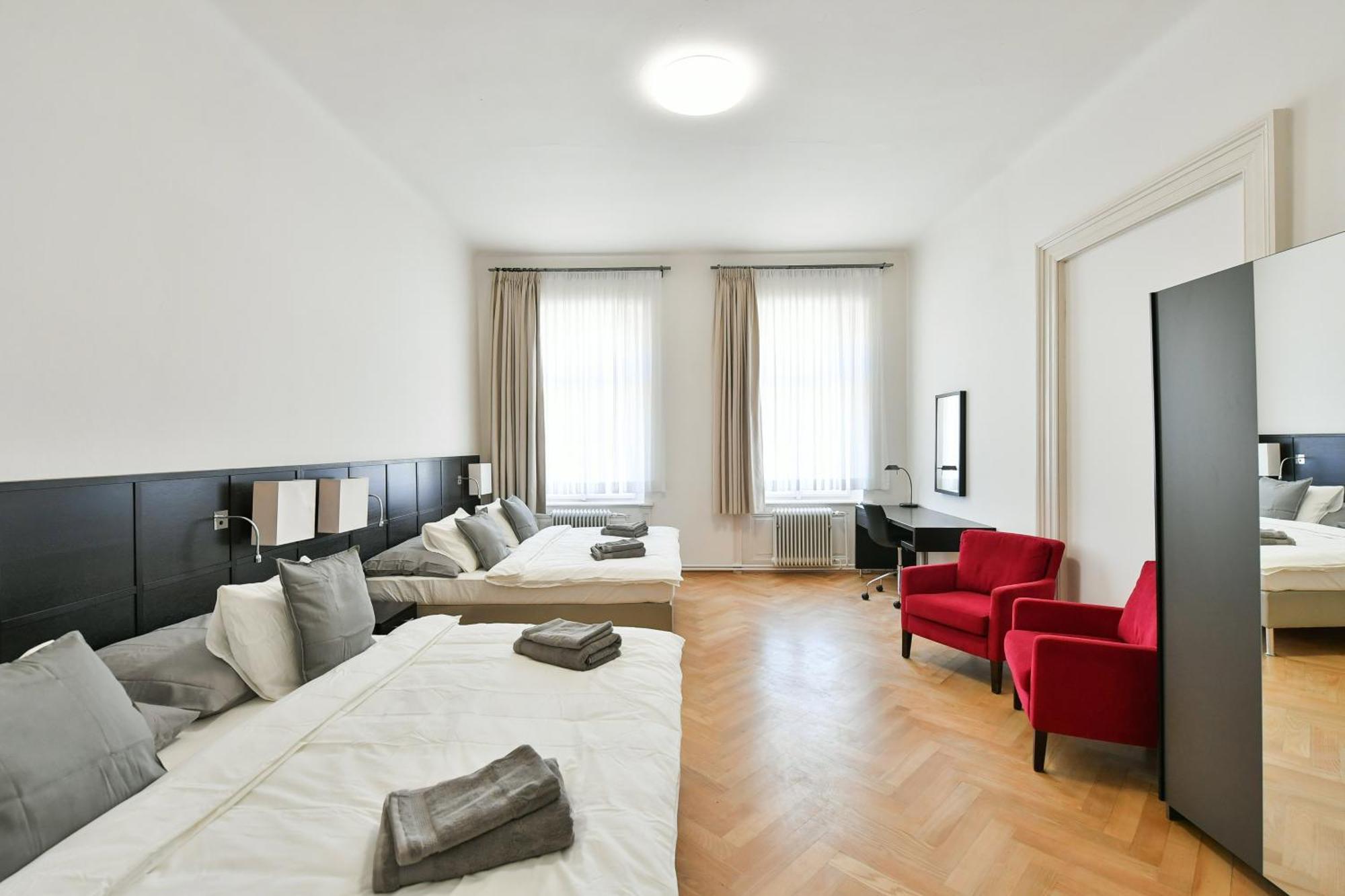 Wsp Petrin Garden Apartments Prague Exterior photo
